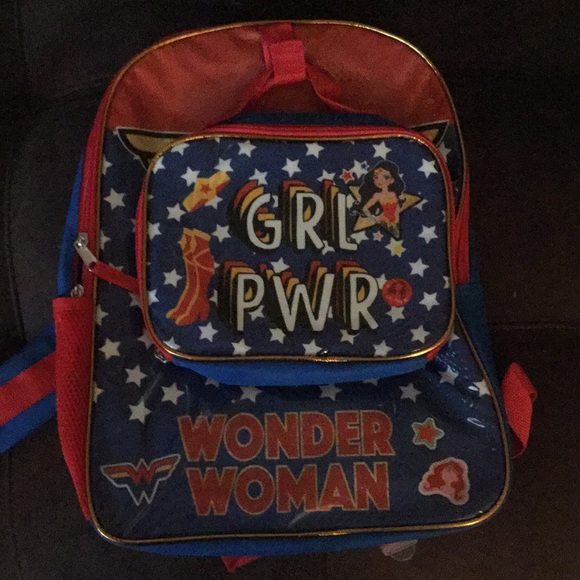 Wonder Woman GRL PWR Backpack and Lunch bag - Picture 2 of 4